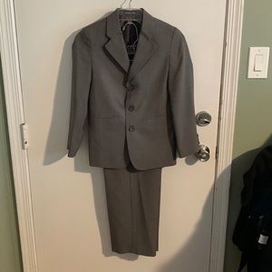 Light Grey Pinstripe Suit sz 10 R